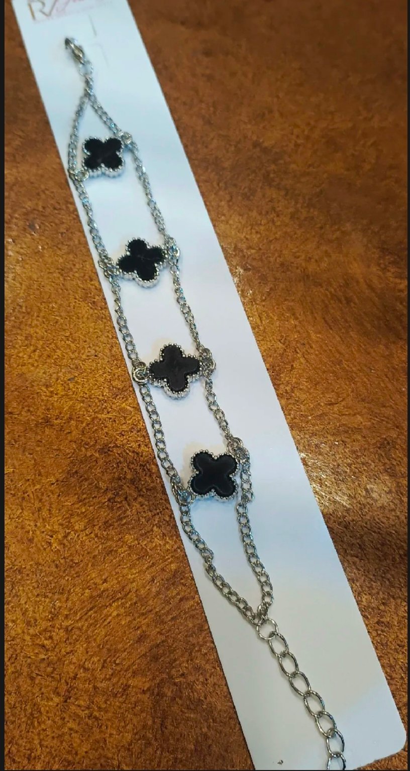 Double chain bracelet 