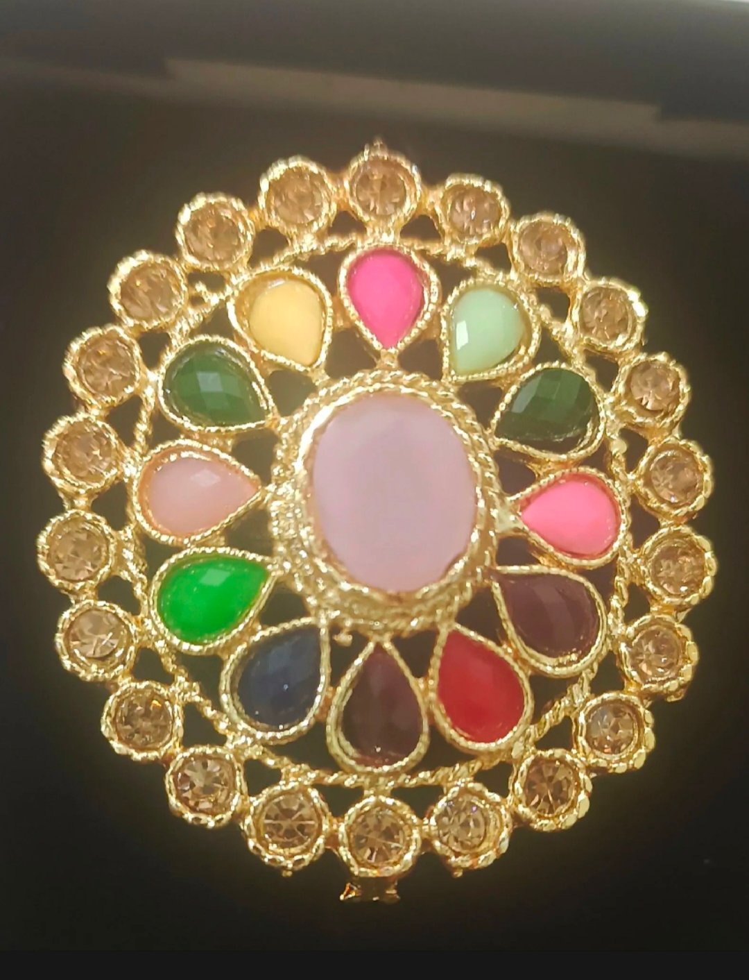 Multi stone ring